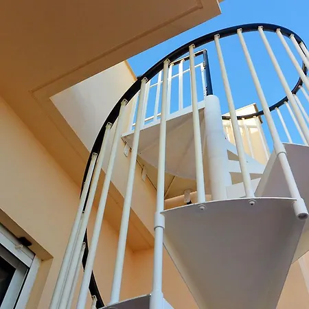 Superlative With Spectacular Ocean Views Апартаменты Чайофа