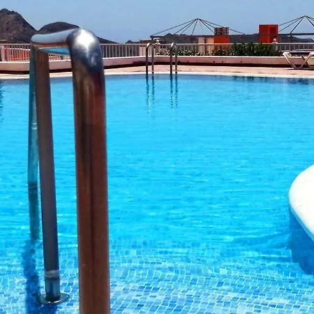 Апартаменты Superlative With Spectacular Ocean Views